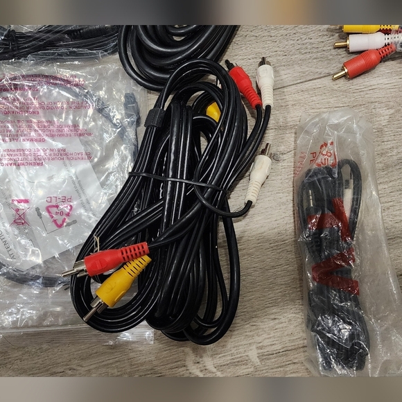 RCA Audio Video Cable Lot NWOT - Picture 5 of 6